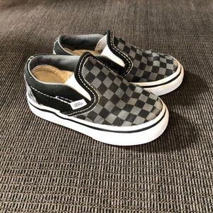 Toddler Vans checkered slip on size 5